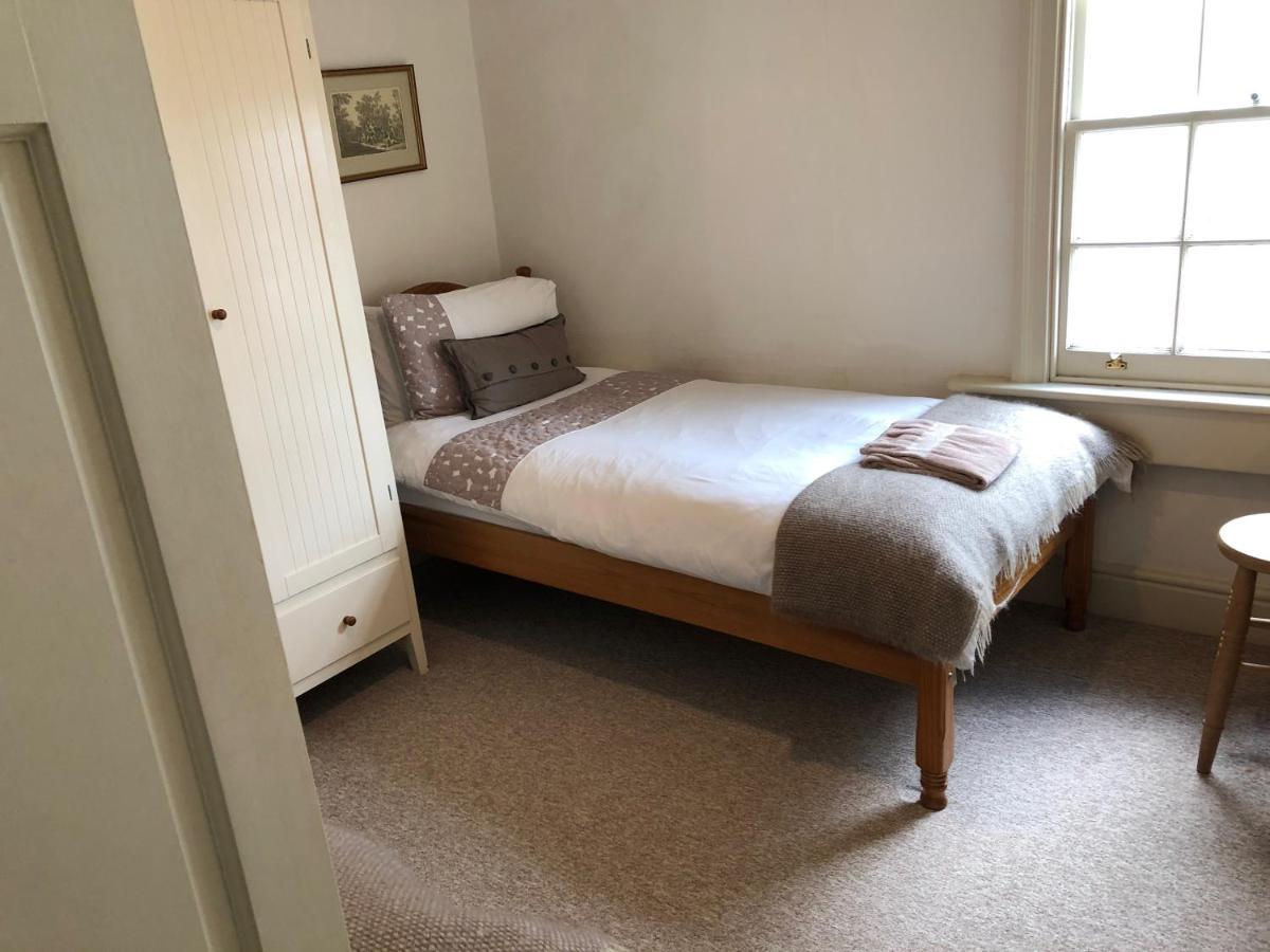 Lauras Townhouse Apartments Lansdown Slope Townhouse Bath Eksteriør billede