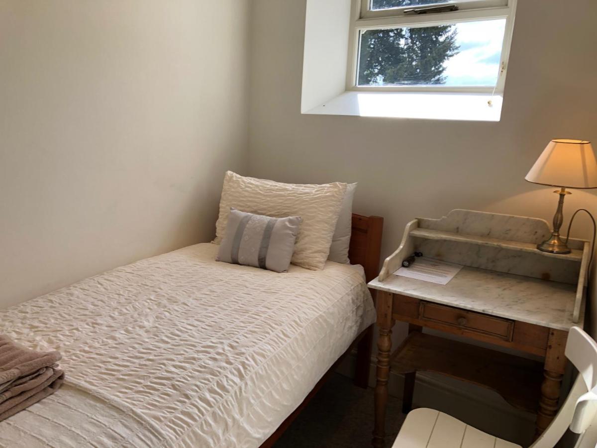 Lauras Townhouse Apartments Lansdown Slope Townhouse Bath Eksteriør billede