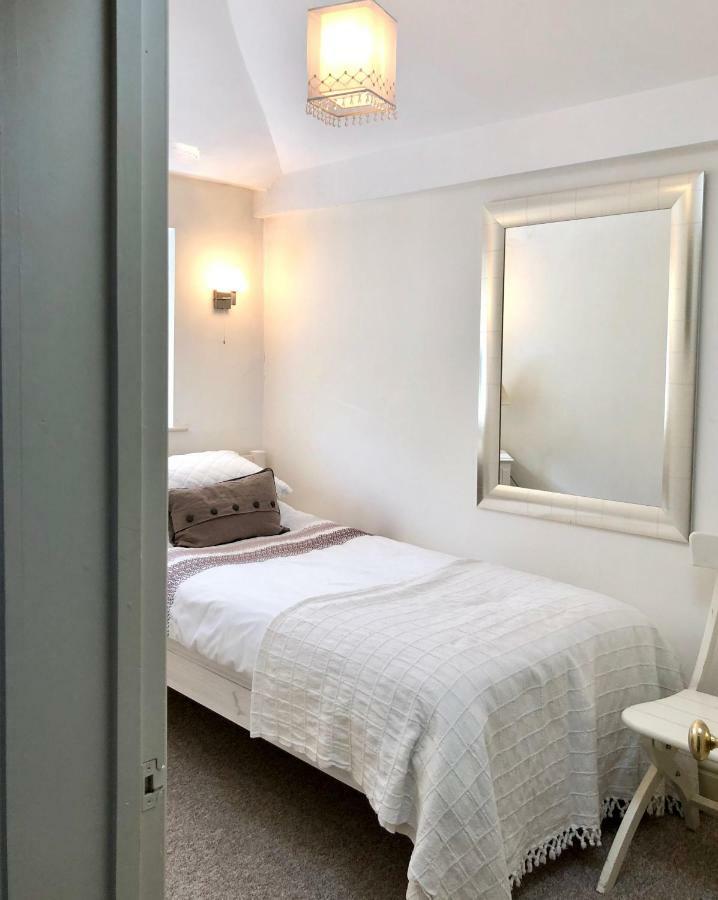 Lauras Townhouse Apartments Lansdown Slope Townhouse Bath Eksteriør billede